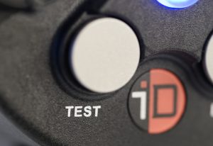 iDivesite Symbiosis test button for exposing flash