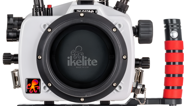 Ikelite 200DL Underwater Housing for Nikon Z6 III Mirrorless Camera - High-Quality, Waterproof Housing with Advanced Controls and DL Port System for Deep Dive Photography.