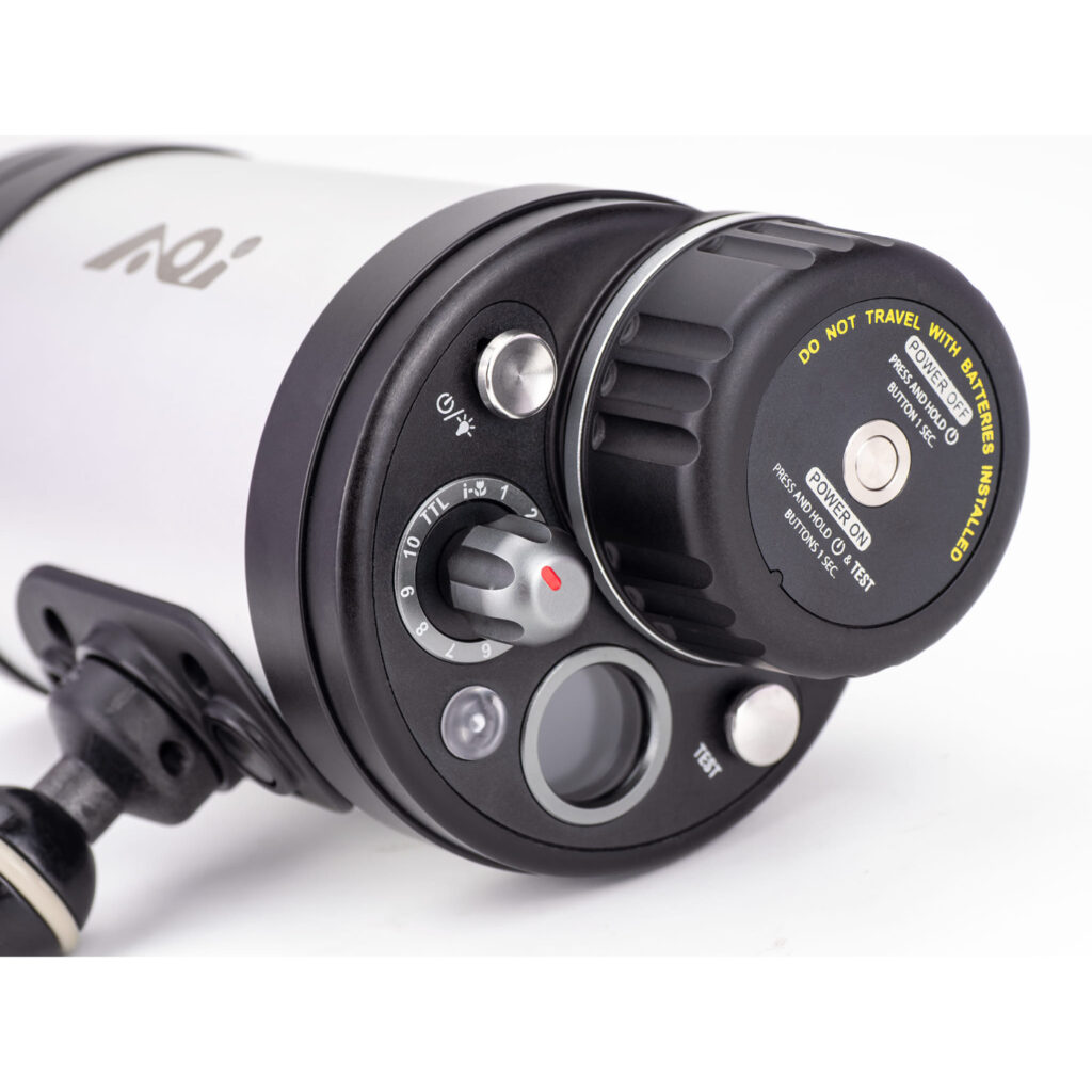 Backshot of the AOI Ultra InTeLi Strobe