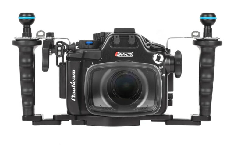 Nauticam NA-L10 underwater housing for Panasonic LUMIX L10 compact camera, front view